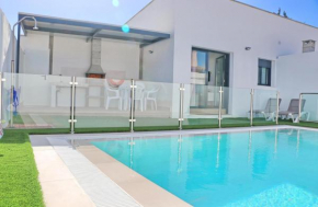 Casa con piscina de agua salada I